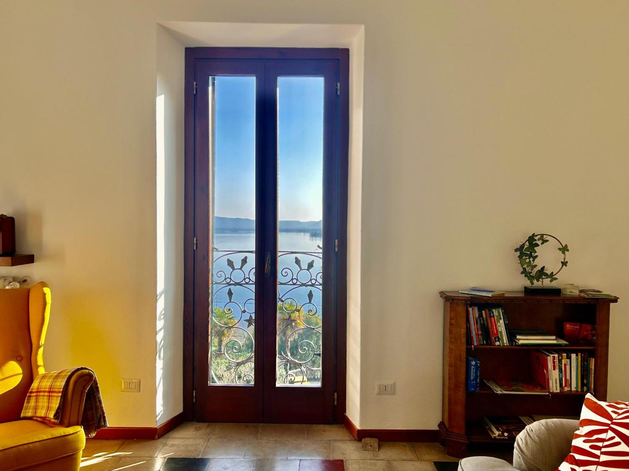 Terrazza Mirabella Διαμέρισμα Gavirate Εξωτερικό φωτογραφία